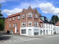 Carros de luxo para alugar em Brabrand, Dinamarca