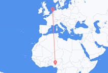 Flyreiser fra Enugu, Nigeria til Amsterdam, Nederland