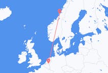 Flyg från Eindhoven till Rørvik