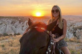 Bedste Sunrise Horse Riding Tour i Cappadocia - Min.2 pax.