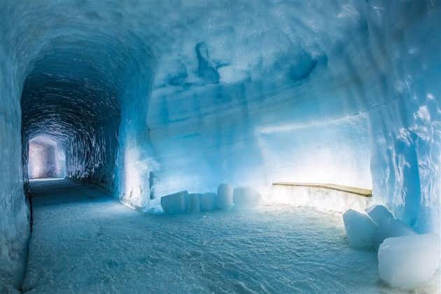 Isländische Sagas und Gletscherhöhlen Private Tour von Reykjavik