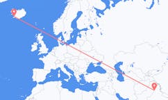 航班从印度阿姆利则市到雷克雅维克市，冰岛塞尔
