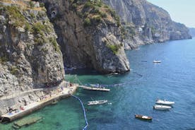 Crucero de un día para grupos pequeños por la costa de Amalfi desde Positano