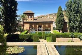 Skip-the-line: Alhambra & Nasrid Palaces guided tour