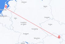 Flyreiser fra Amsterdam, Nederland til Vienna, Østerrike