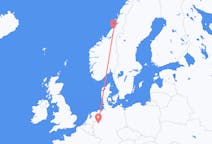 Fly fra Namsos til Dortmund