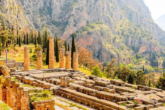 Increíble tour privado de un día a Delfos: visita el Ombligo de la Tierra