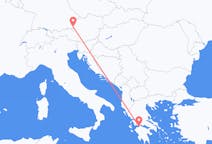 Flyg från Patras till Salzburg