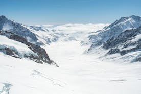 Jungfraujoch来自因特拉肯的欧洲一日游