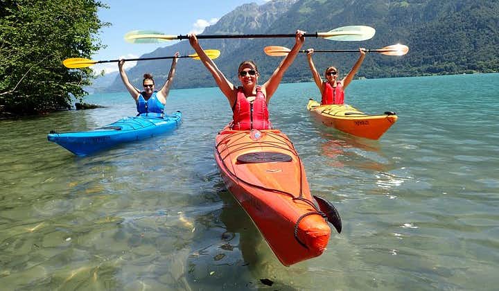 Tour in kayak sul lago turchese di Brienz
