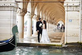 Romantisk fotografering i Venedig