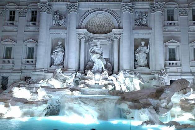 Balade privée en soirée : fontaines et places de Rome, dîner inclus