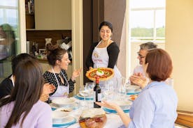 Cesarine: 루카의 현지 집에서 피자와 티라미수 수업