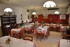 피란에서 출발하는 3개국 점심 여행