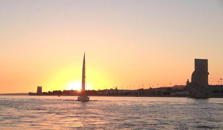 Sailboat Sunset Tour with Welcome Drink in Lisbon, Portugal
