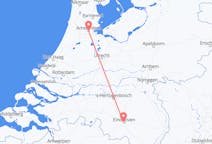 オランダのアイントホーフェンから、オランダのアムステルダムまでのフライト