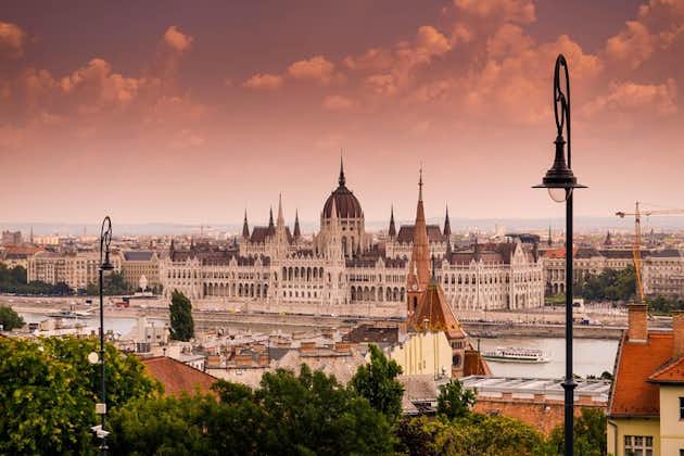 Trasferimento privato Salisburgo → Budapest, da hotel a hotel, autista che parla inglese