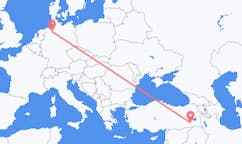 出发地 土耳其錫爾特目的地 德国不来梅的航班