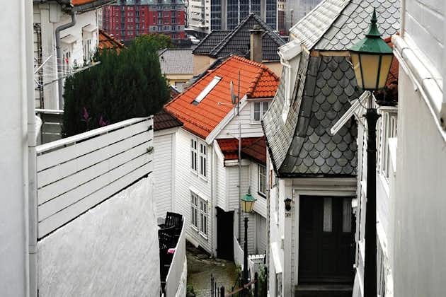 Bergen's Merchant District & Secret Alleys: Nordnes Walking Tour