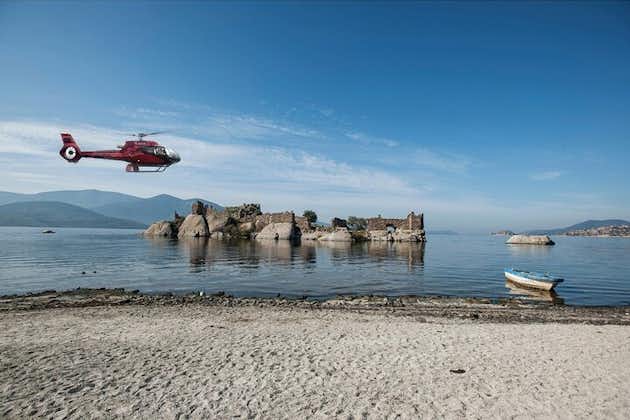 Vuelo privado en helicóptero por el parque natural del lago Bafa de Bodrum