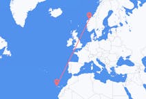 Flights from Santa Cruz de La Palma, Spain to Molde, Norway