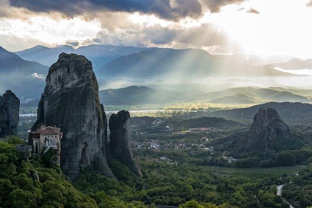 1-Day Trip to Delphi and Meteora from Athens INCREDIBLE TOUR