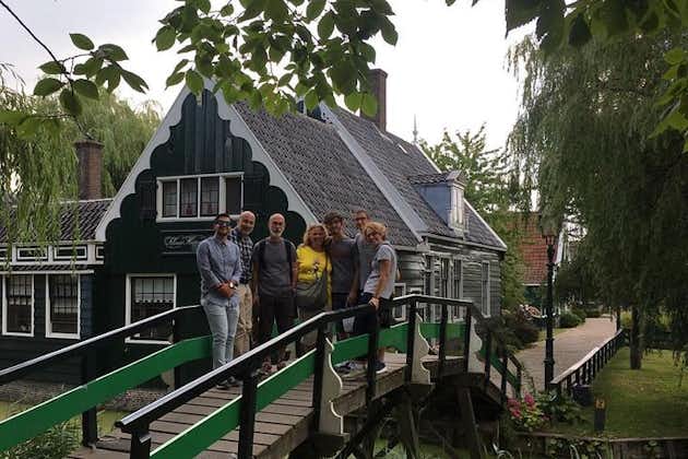Zaanse Schans windmill tour with Italian guide