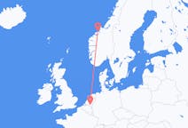 Vluchten van Eindhoven, Nederland naar Kristiansund, Noorwegen
