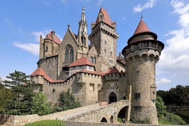 Tour di 3 castelli e degustazione di vini nella valle del Danubio da Vienna