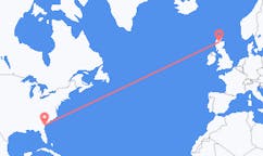 来自美国出发地 薩凡納前往苏格兰的印威內斯的航班