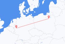 Flyg från Szymany, Szczytno län, Polen till Köln, Tyskland