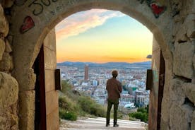 Alicante Historic Small Group Tour with Tapas Tasting