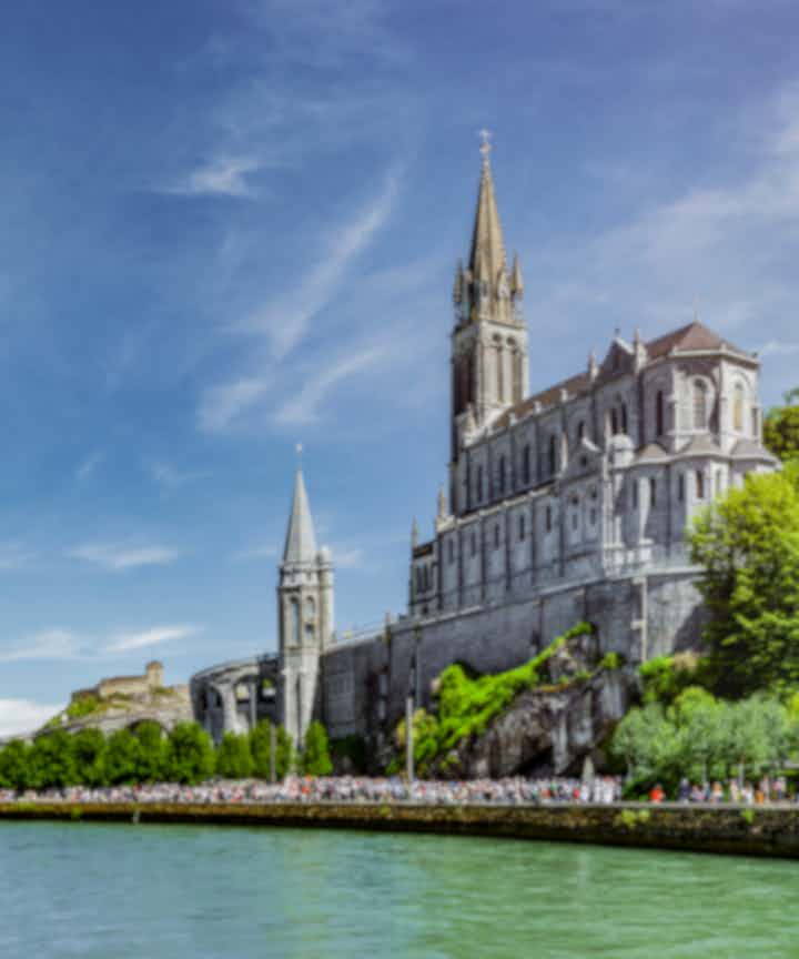 Best travel packages in Lourdes, France