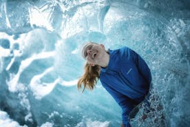 Ice Cave Captured - Faglegar myndir fylgja með