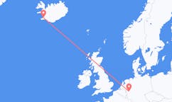 航班从德国科隆市到雷克雅维克市，冰岛塞尔