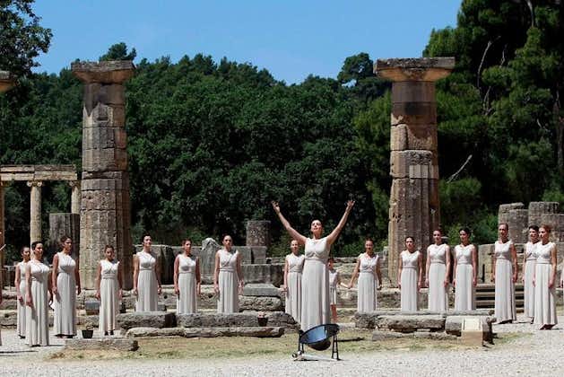 Tutustu muinaiseen Olympiaan koko päivän yksityinen kiertue viinin ja oliiviöljyn maistelulla