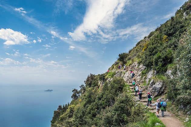 Ontdek de privéwandeltocht "Path of theGods" vanuit Amalfi Positano Sorrento