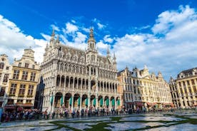 Brussels Day Tour from Amsterdam With Guided Walking Tour and Chocolate Tasting
