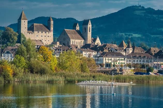 Zurich, Einsiedeln et Rapperswil en véhicule privé et bateau (visite privée)!