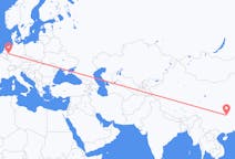 Flyreiser fra Zhangjiajie, Kina til Düsseldorf, Tyskland