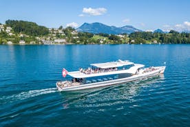 Crociera turistica panoramica sul lago di Lucerna