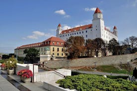 Excursión privada de un día a Bratislava desde Budapest con almuerzo