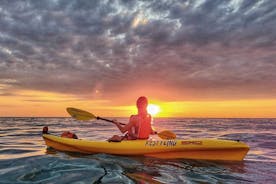 3 Hours Guided Excursions at Sunrise and Sunset at the Conero in Canoe
