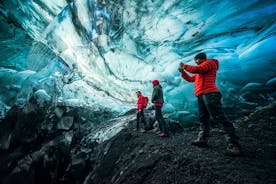 Trésors de cristal du Vatnajökull : aventure dans la grotte de glace