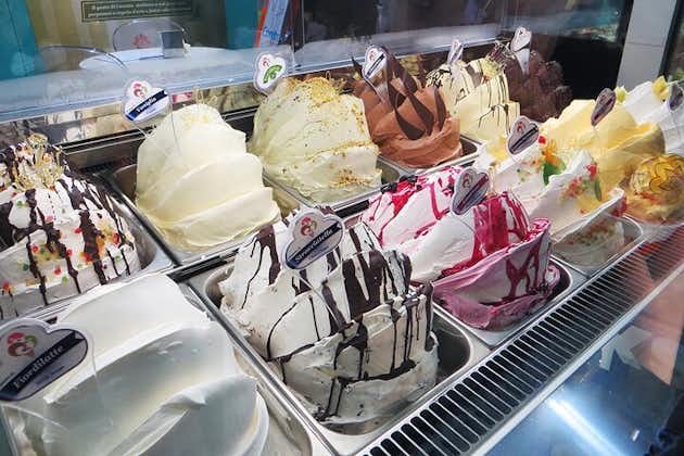 Bari con guía turístico local y el mejor helado artesanal.