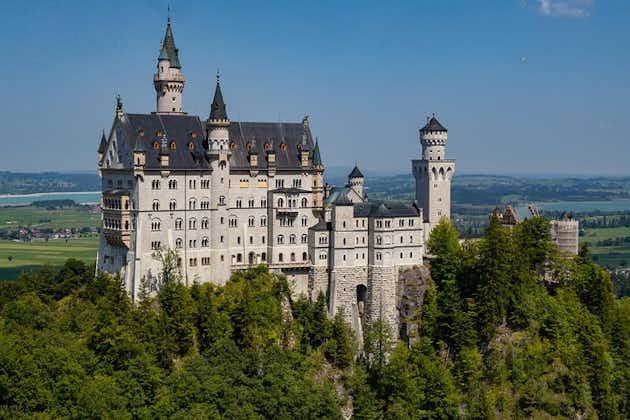 Excursão diurna aos castelos reais de Neuschwanstein e Linderhof saindo de Munique