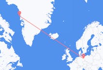 ドイツのベルリンから、グリーンランドのウペルナビクまでのフライト