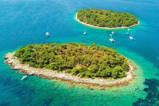 Private Yachttour zur Blauen Lagune mit Schnorcheln ab Split