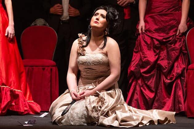 Ópera original La Traviata con ballet