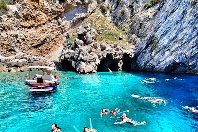 Halvdags liten gruppetur til Capri og blå grotte fra Sorrento